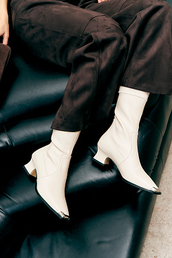 Стильный LOOK Полусапоги Kristina & Milan 2245-8-2B-CR 3