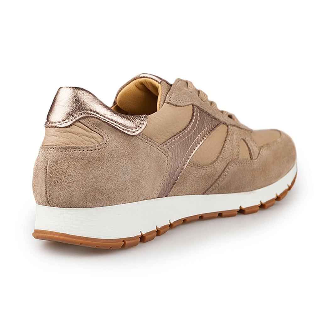 Кроссовки Miris 670