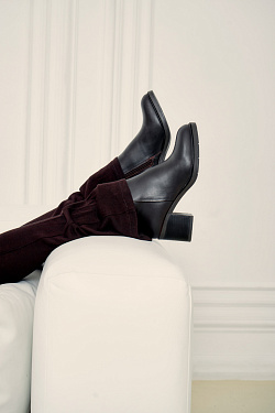 Стильный LOOK Ботильоны Kristina & Milan 24542M-BR 5