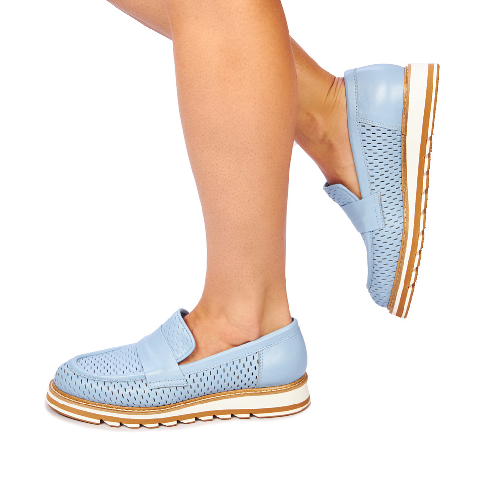 Лоферы с перфорацией Kristina & Milan 33006