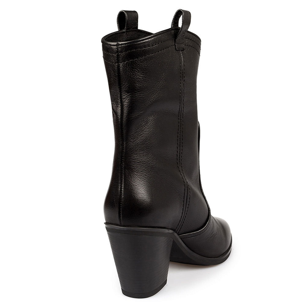 Kristina & Milan 25963